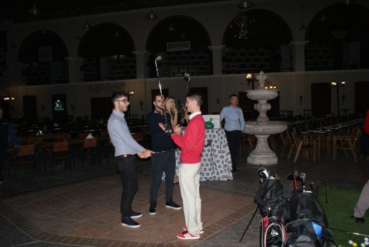 32.2-CORPORATE-GOLF-Indoor.jpg