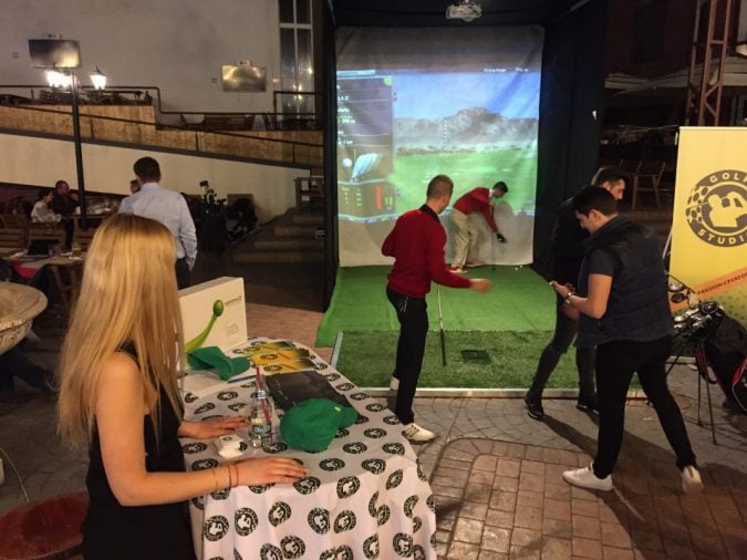 32.3-CORPORATE-GOLF-Indoor.jpg